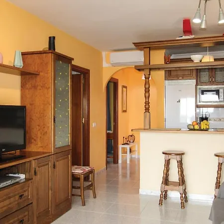 Apartment En Torrox: 2 Wifi Y Piscina
